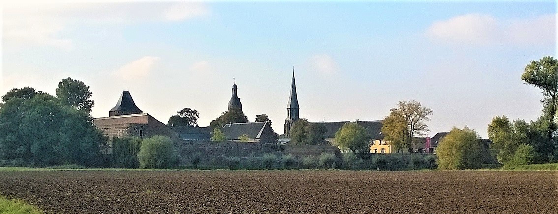 Dormagen-Skyline-von-Zons